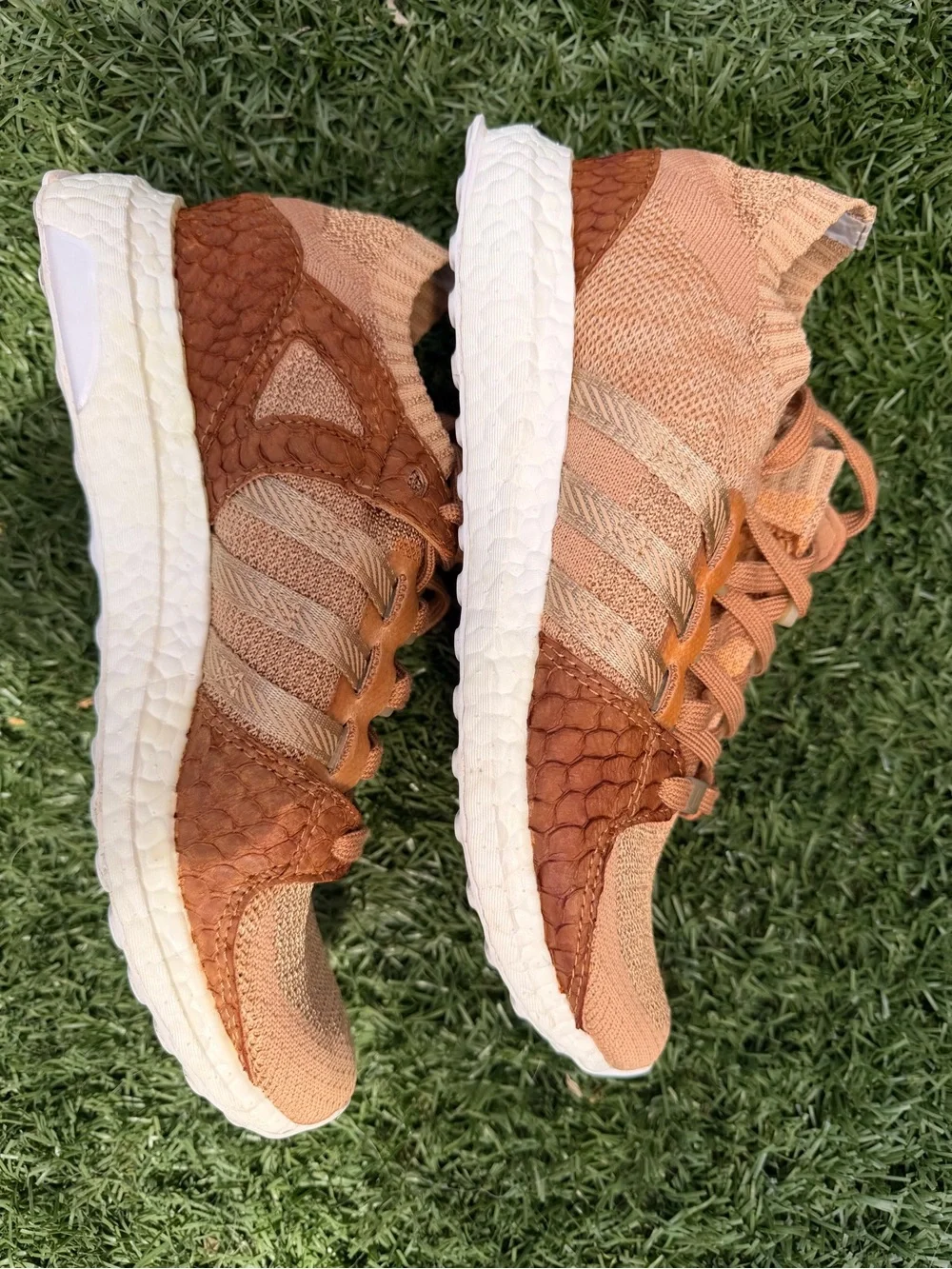 adidas lightweight knit